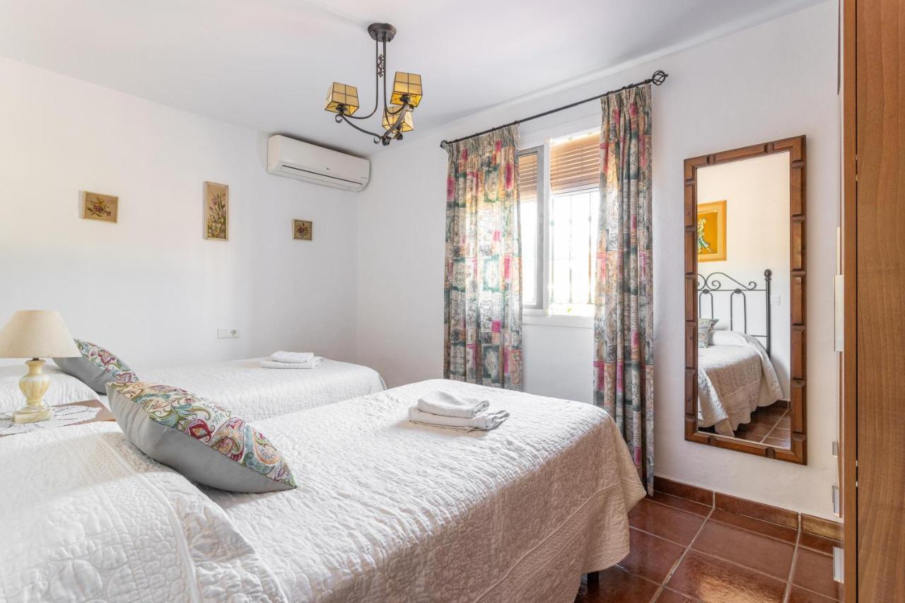 הוילה נרחה Casita Puente Viejo מראה חיצוני תמונה